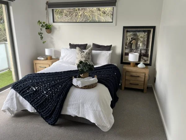 Anglesea Bedside Table - Image 3