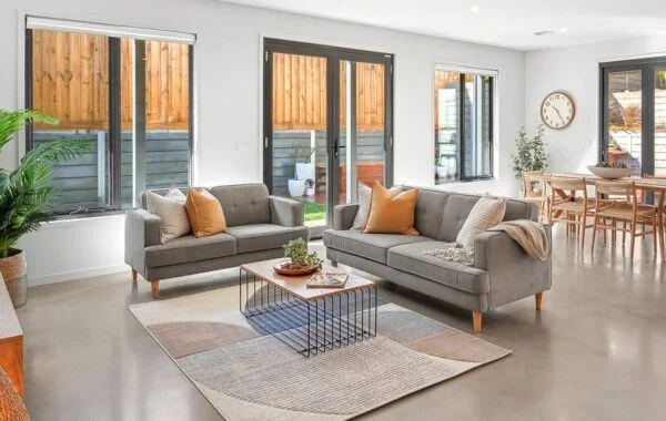 Laura 3 + 2 Seater Lounge Suite