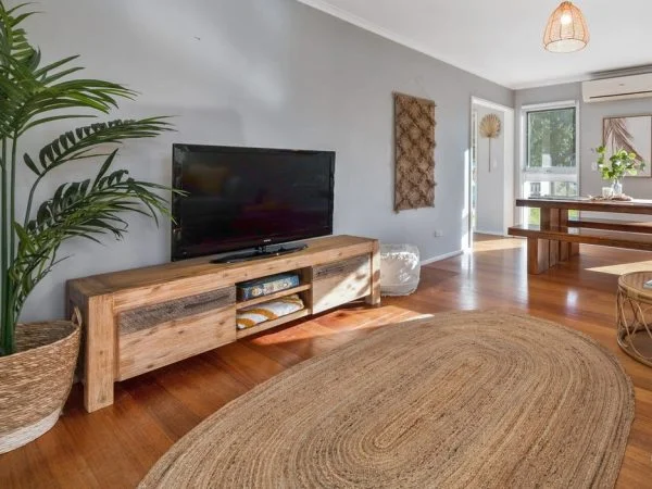 Kanye TV Cabinet - Image 2
