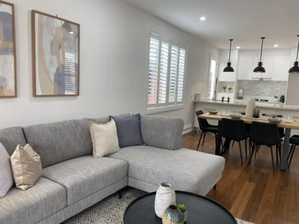 Farina Lt Grey LS with Chaise Styled TF