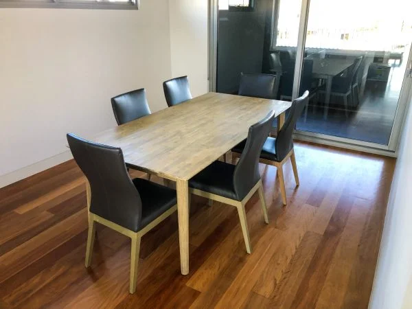 Seattle 7 Piece Dining Setting W/Chairs