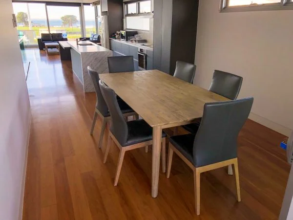 Seattle 7 Piece Dining Setting W/Chairs - Image 2