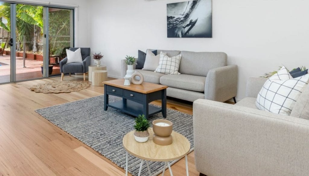 Kettle Coffee Table Large for Rent Melbourne